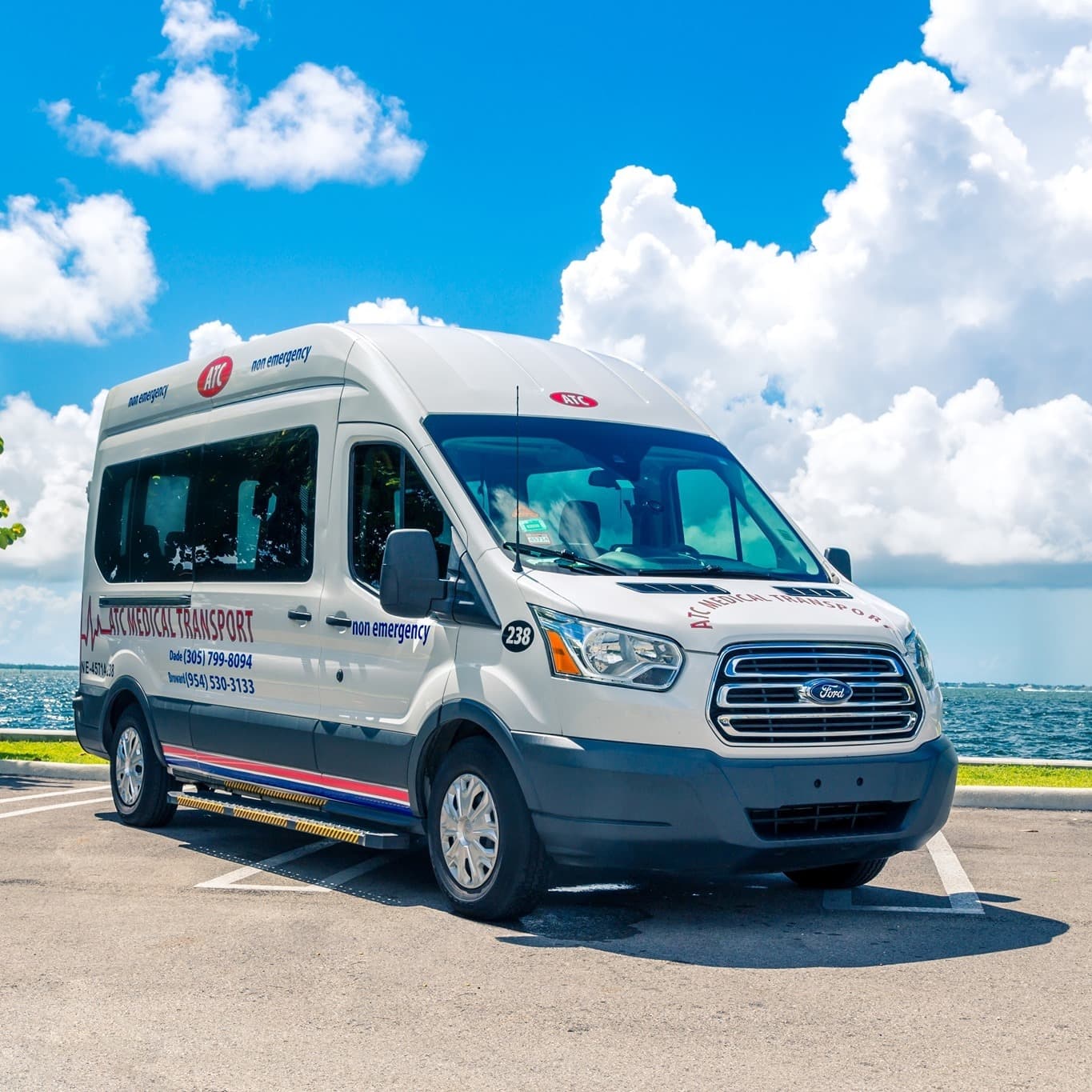Medical transport vehicle